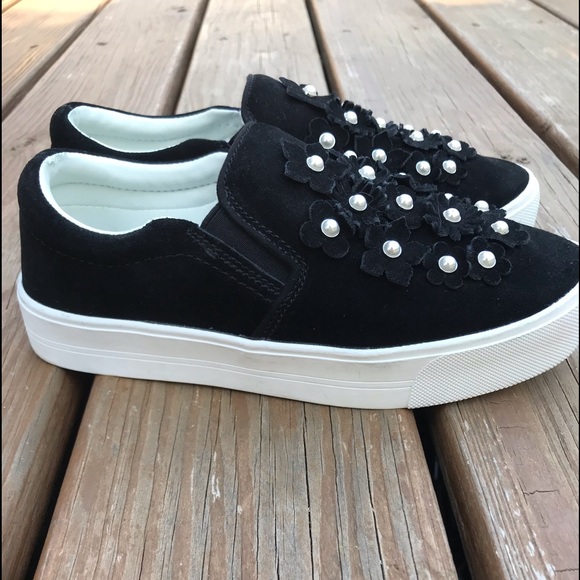 Marc Fisher Sneaker Slip On - Picture 11 of 13